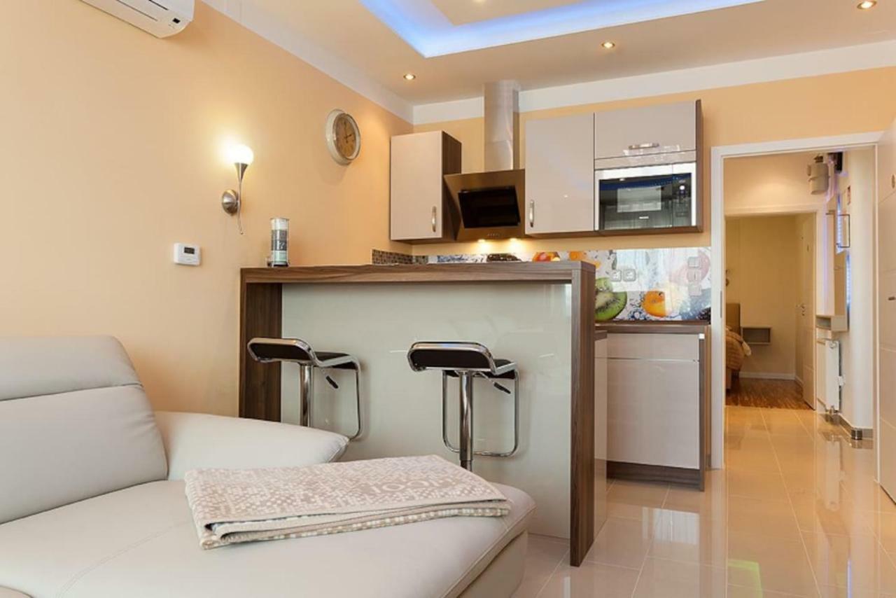 Apartment Felix Zagabria Esterno foto