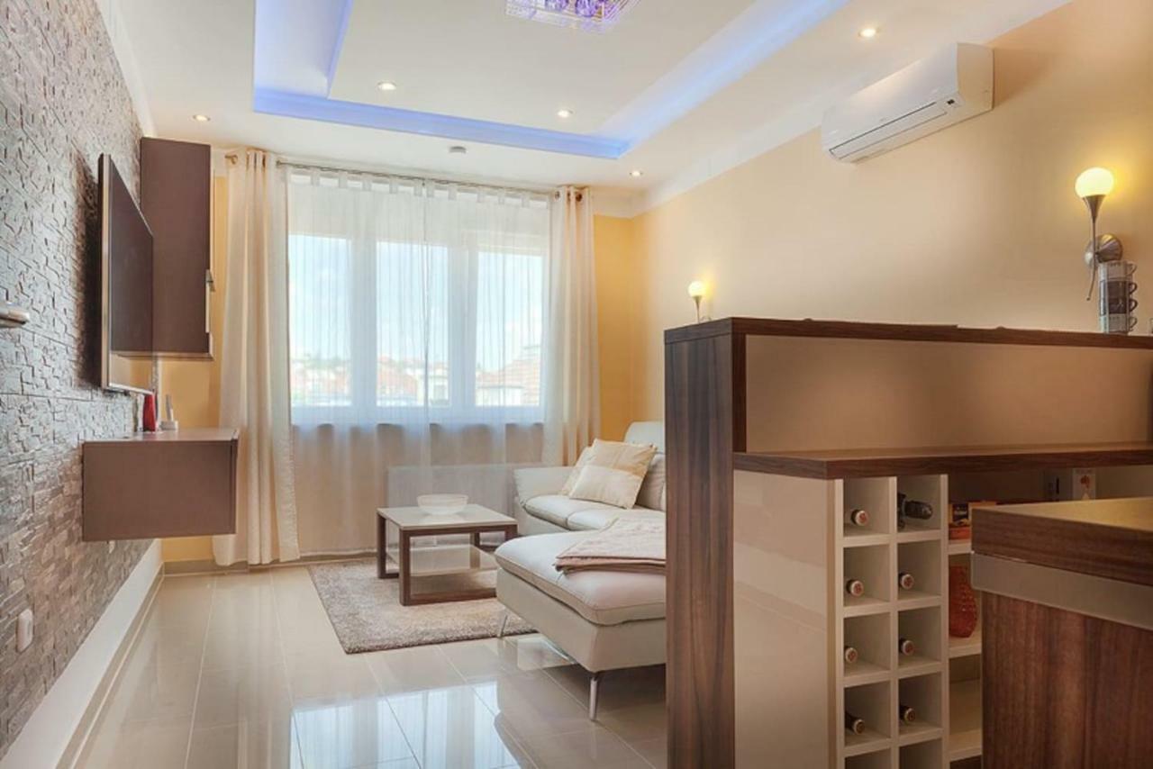 Apartment Felix Zagabria Esterno foto